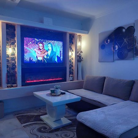 Apartman Star Lux Kula Экстерьер фото
